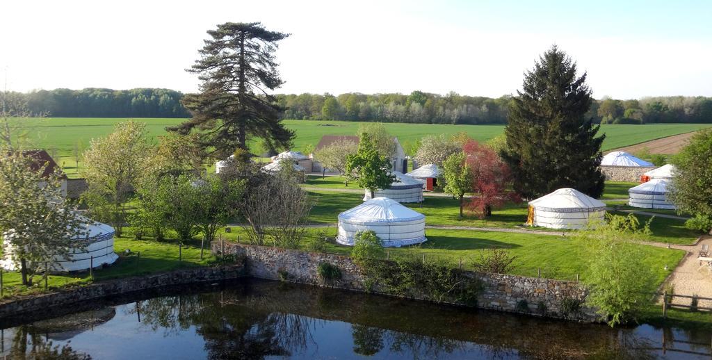 Yourte Nomade-Lodge Les Ecrennes Екстер'єр фото